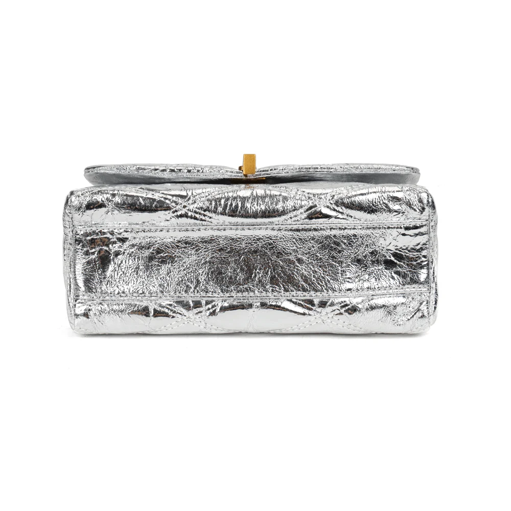 Bolsa Metal Crinkle Prata Alça Corrente Transversal - vista 7 de 8