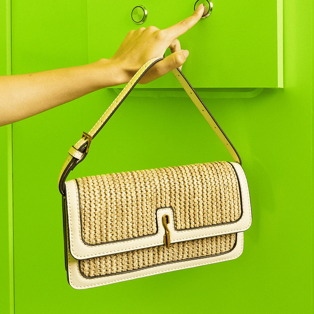 Bolsa Pequena Palha Tramado Bege Transversal - vista 3 de 4