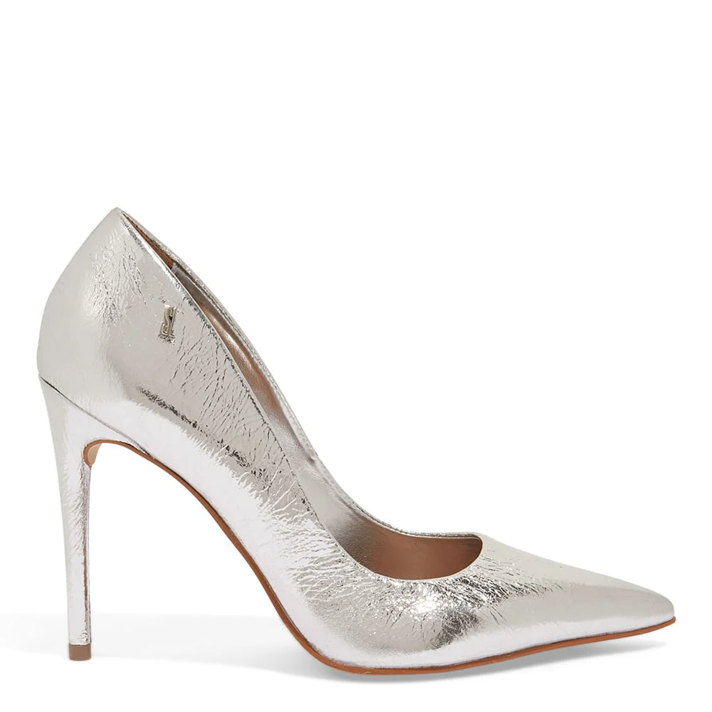 Scarpin Bico Fino Couro Metalizado Prata Salto Alto - vista 1 de 4
