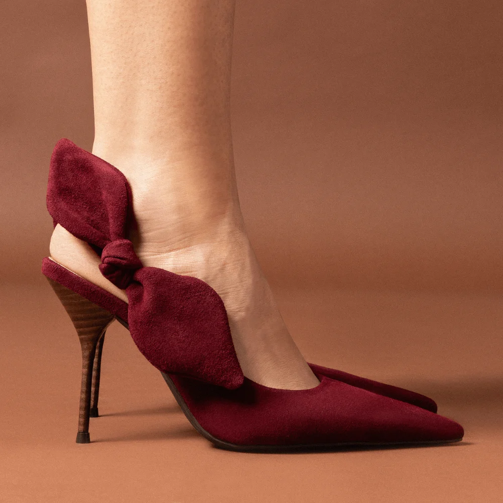 Scarpin Slingback Couro Camurça Merlot Amarração - vista 1 de 5