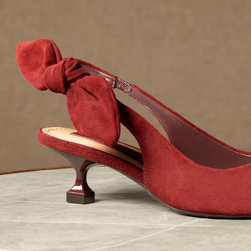 Scarpin Couro Camurça Premium Vermelho Merlot Bico Fino - vista 4 de 5