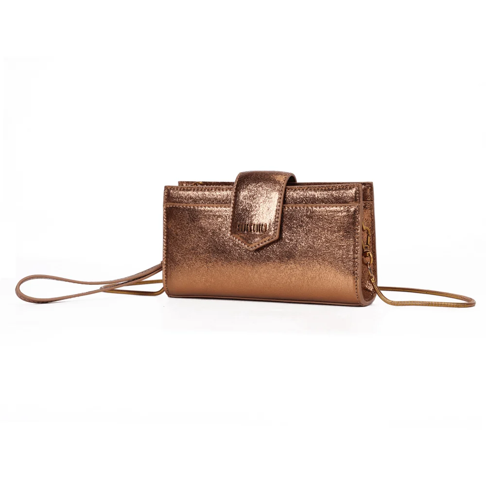 Bolsa Carteira Metalizada Bronze Alça De Ombro - vista 3 de 6