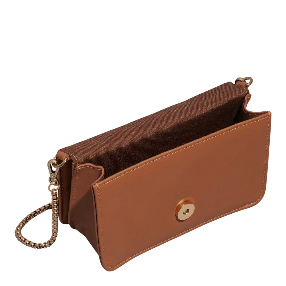 Bolsa Pequena Couro Soft Marrom Safari Alça Transversal Corrente - vista 3 de 3