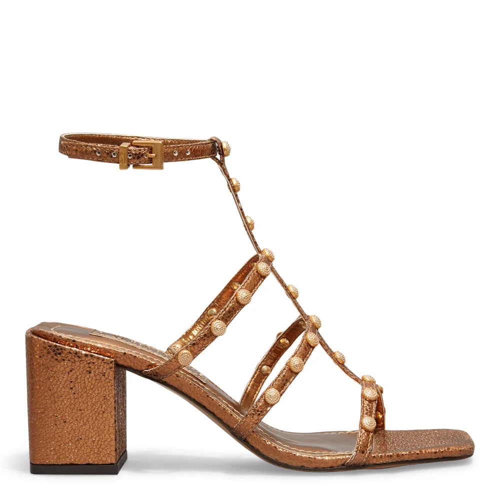 Sandália Metalizada Glow Bronze Tiras Tachas Salto Grosso Baixo - vista 2 de 4
