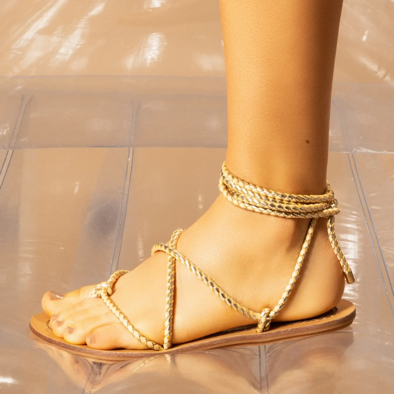 Rasteira Material Chicote Off White - vista 1 de 5