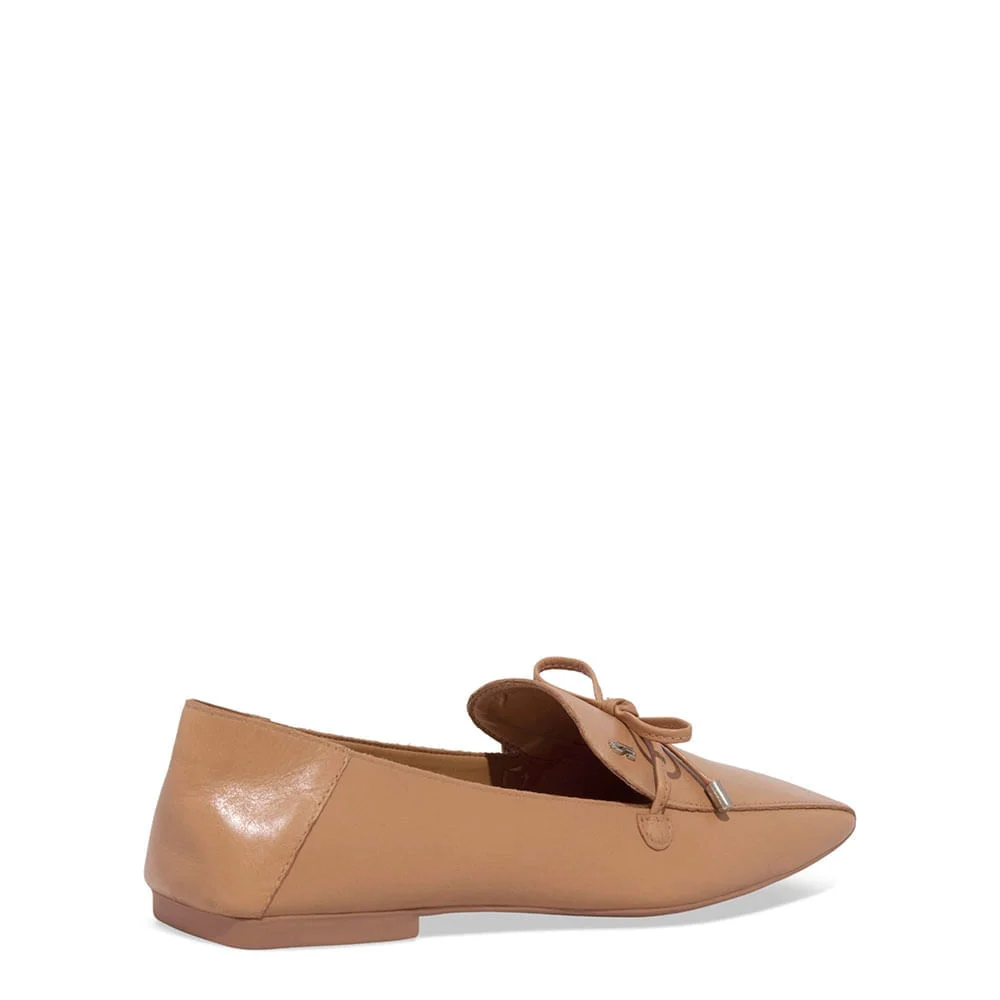 Mocassim Couro Soft Bico Quadrado Bege - vista 3 de 4