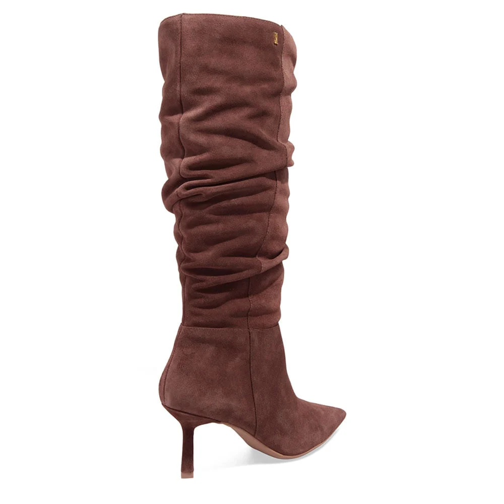 Bota Couro Camurça Cano Longo Slouch Marrom Terracota - vista 3 de 3