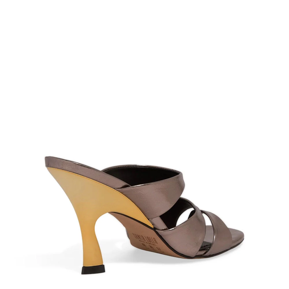 Mule Metalizado Reflexo Prata Salto Taça Dourado - vista 4 de 4