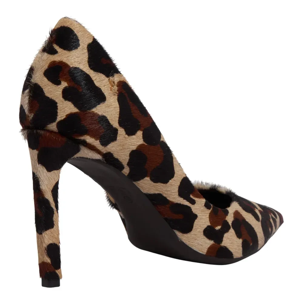 Scarpin Couro Estampa Animal Print Onça Bico Fino Salto Alto - vista 3 de 3