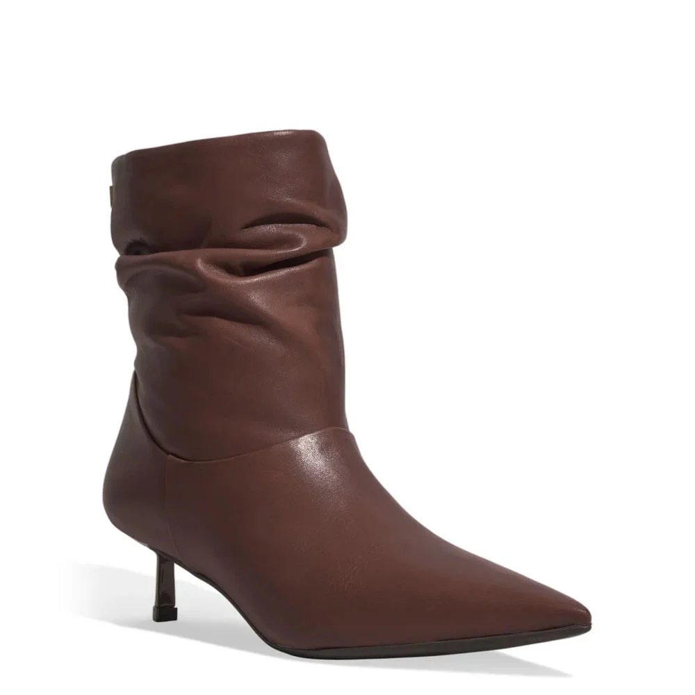 Bota Couro Cano Baixo Slouch Marrom - vista 2 de 3