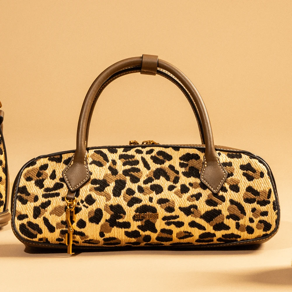 Bolsa Baguete Pequena Tramado Estampa Animal Print Onça Alça Dupla - vista 1 de 4