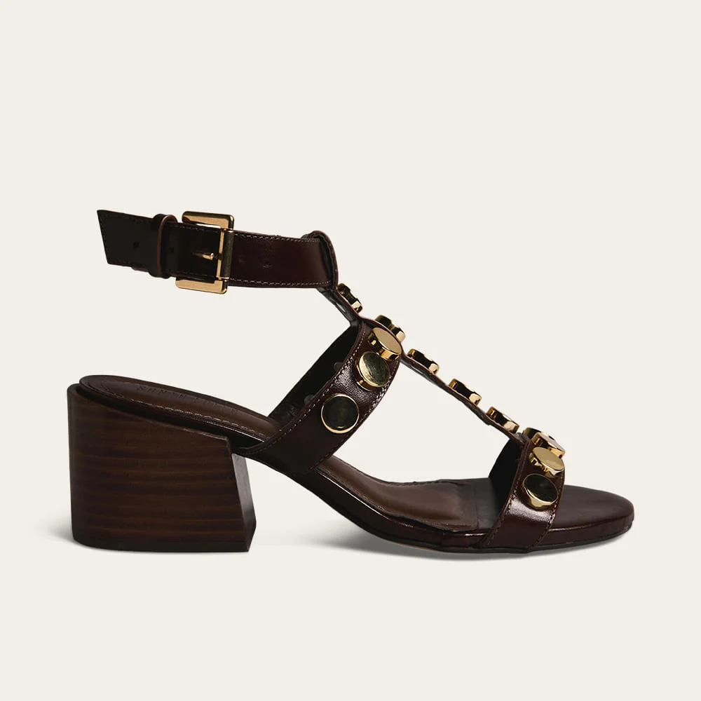 Sandália Couro Confort Salto Bloco Marrom Dark Tachas - vista 1 de 4