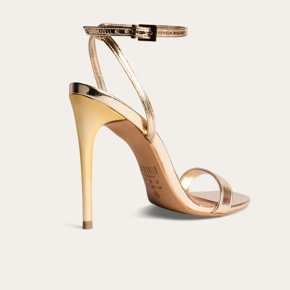 Sandália Couro Metalizado Dourado Salto Alto - vista 2 de 3