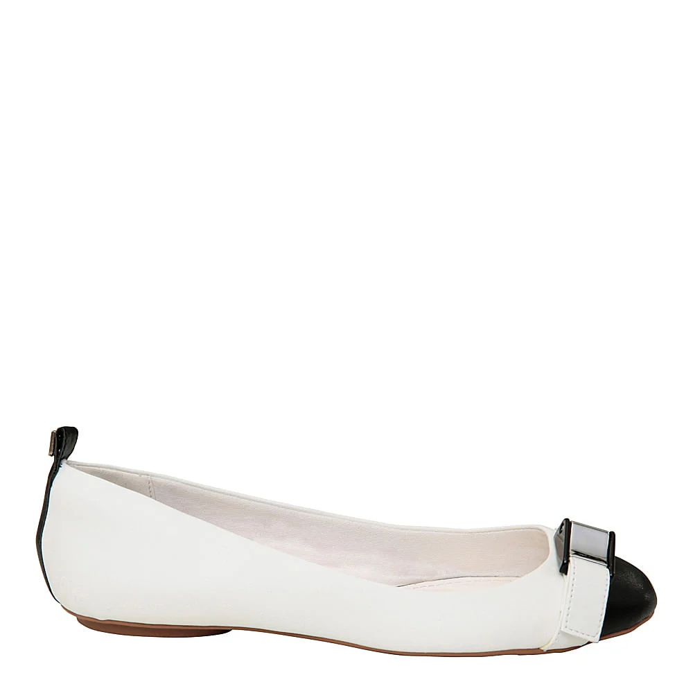 Sapatilha Santorine Fivela Preto e Branco - vista 1 de 4