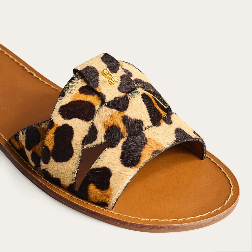 Rasteira Flat Tiras Entrelaçadas Animal Print Onça - vista 3 de 3